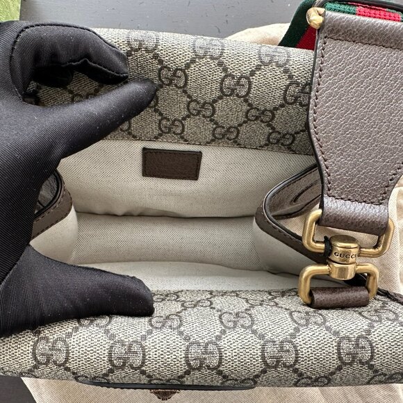 Gucci Bag - Picture 7 of 8